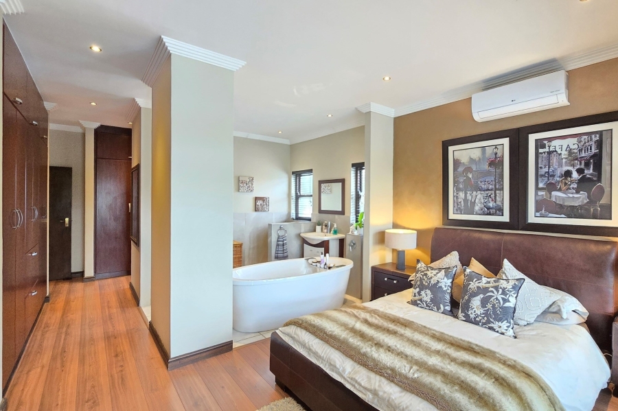 3 Bedroom Property for Sale in Graanendal Western Cape